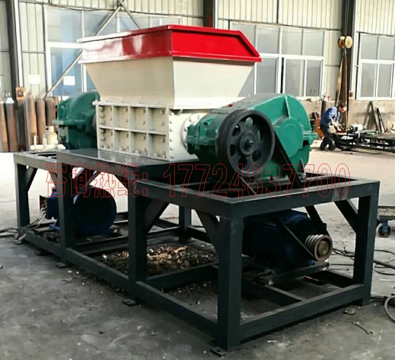 輪胎撕碎機(jī)